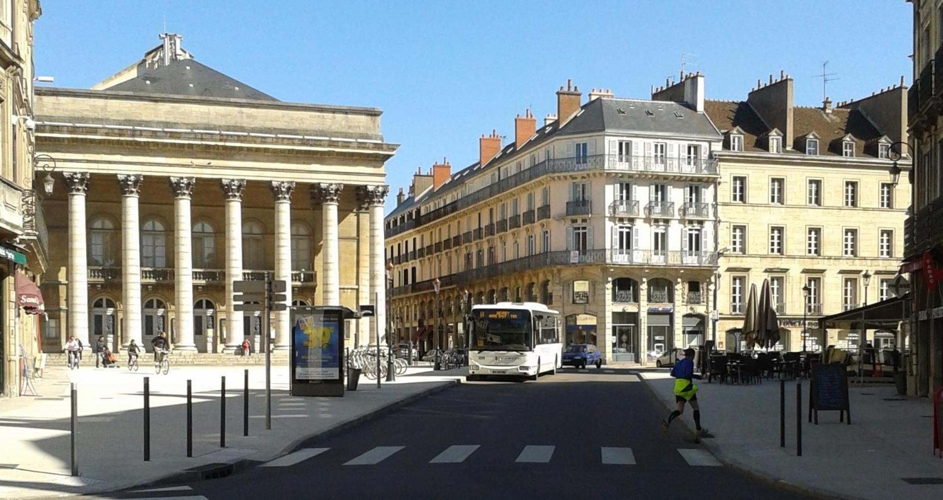 Theatre 12 - Dijon Hyper Centre Appartement T2 Face Musee, Monuments Et Restaurants Exterior foto